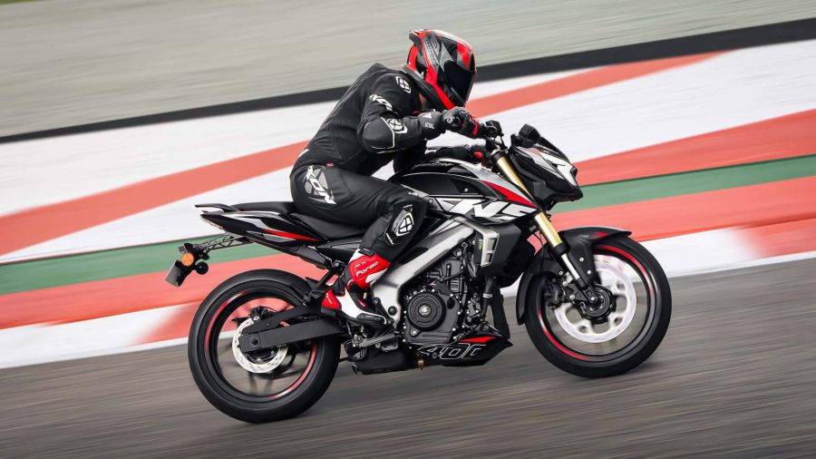 Bajaj lanza en Argentina la nueva Rouser NS400Z