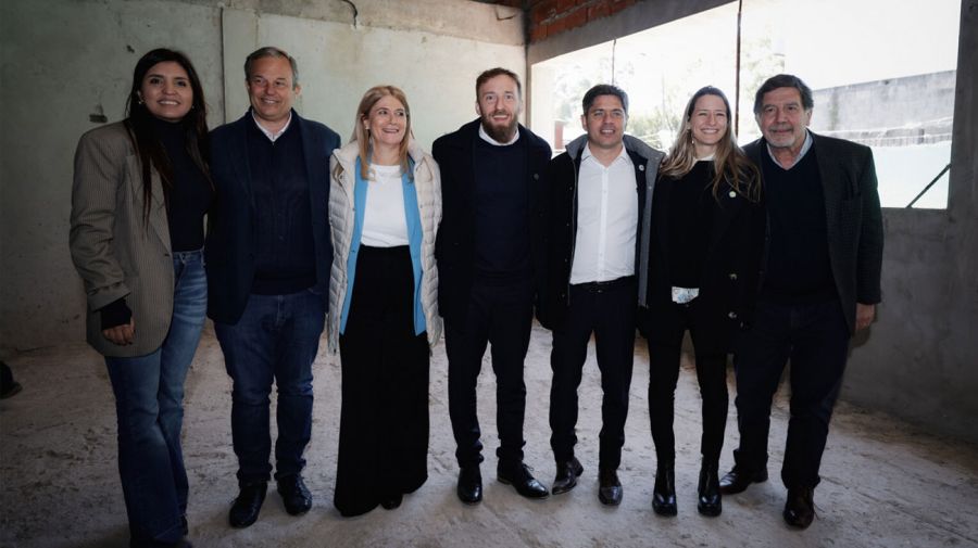 Kicillof en obra en construcción 04092025