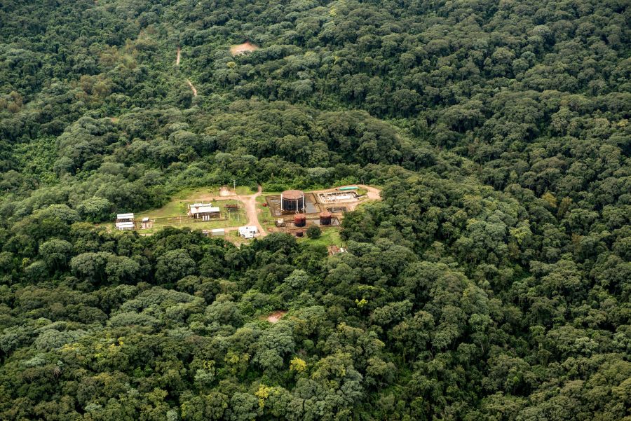 Petroleo en PN Calilegua 1