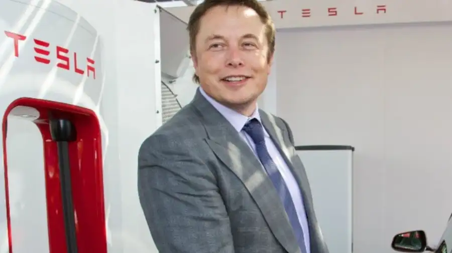 Tesla propone un plan de compensación récord para Elon Musk por un billón de dólares