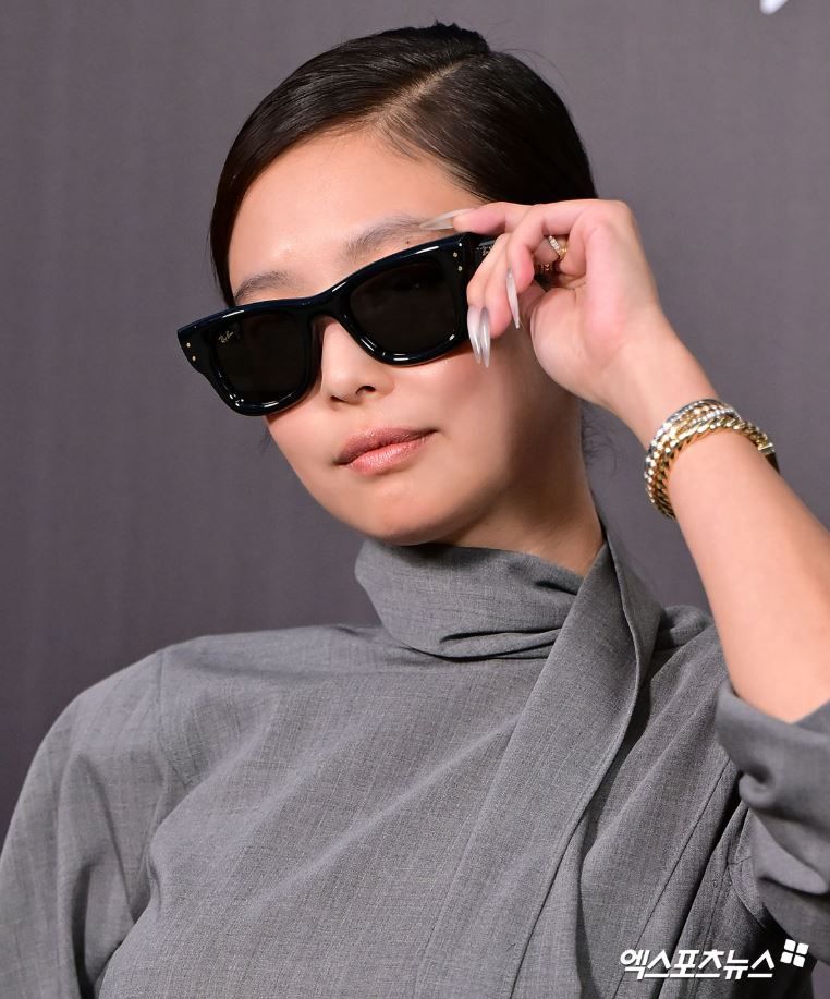 Jennie para Ray Ban