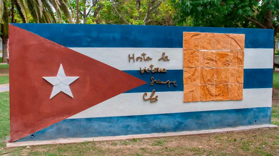 Mural del Che Guevara en Portela 08092025