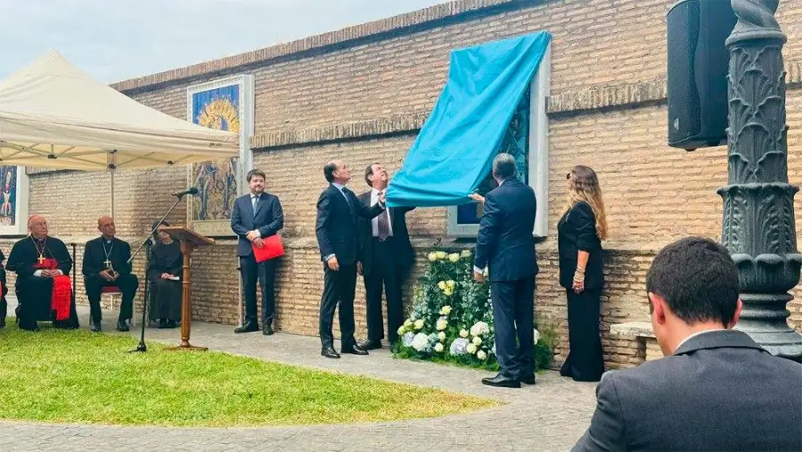 Virgen Lujan Vaticano 08092025