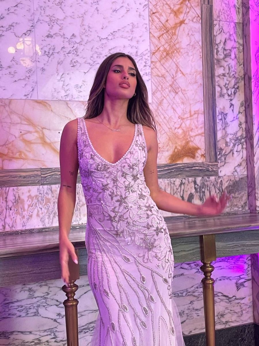 Julieta Poggio en CARAS Moda
