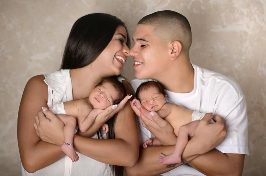 Daniela Celis, Thiago Medina