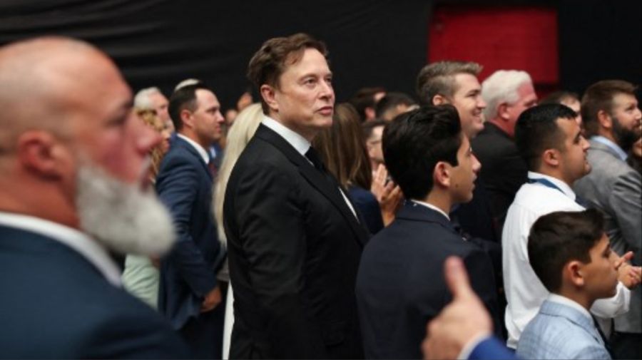 Trump y Musk se sentaron junto en el funeral de Kirk
