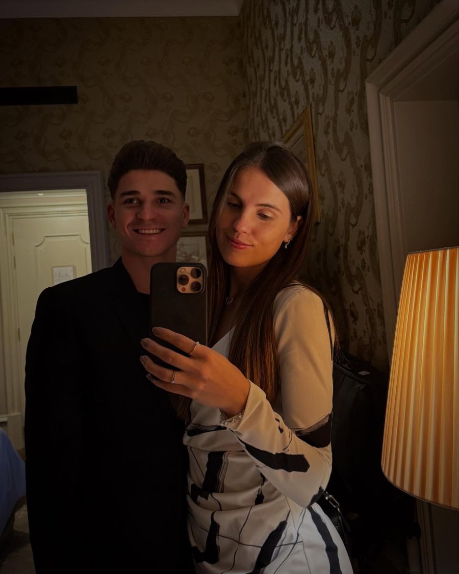 Emilia Ferrero y Julián Álvarez