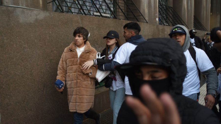 Marcha de Ni Una Menos en Congreso y Plaza de Mayo por el Triple Femicidio Narco de Florencio Varela