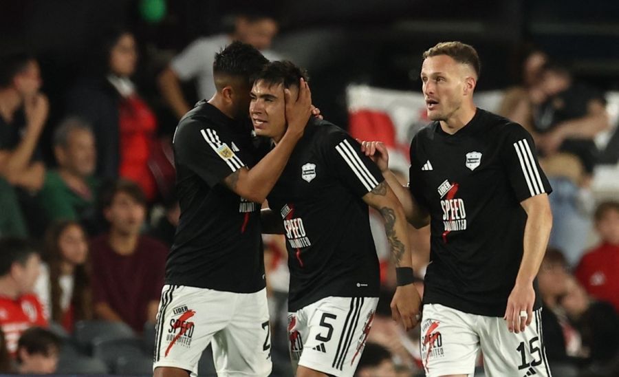Deportivo Riestra venció a River Plate en el Monumental