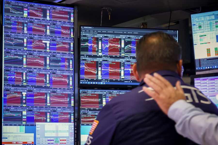 Traders On The Floor Of The New York Stock Exchange As S&P 500 Holds At Record