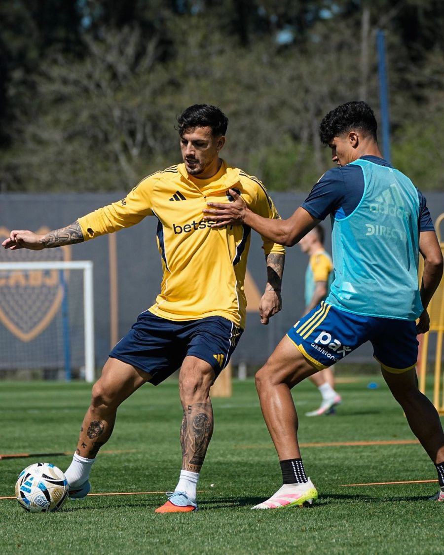 Paredes entrenando