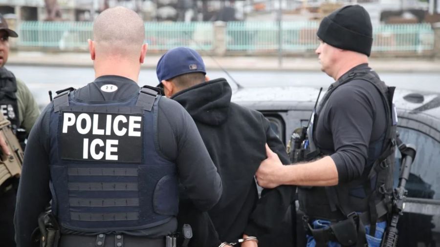 ICE policia