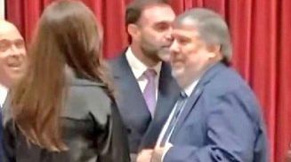 Victoria Villarruel y Jose Mayans