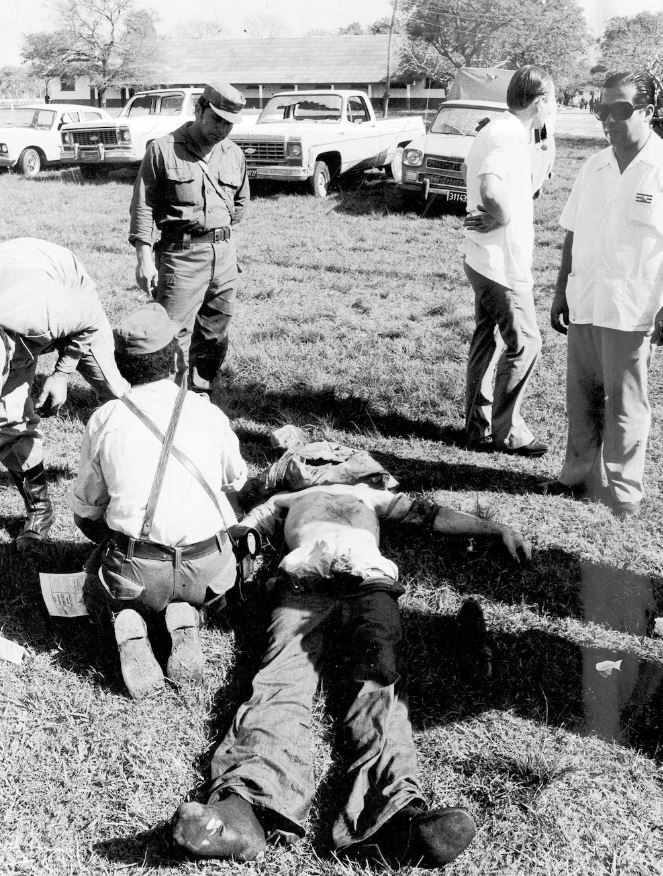 Montonero caído durante la Operación Primica - Vertical