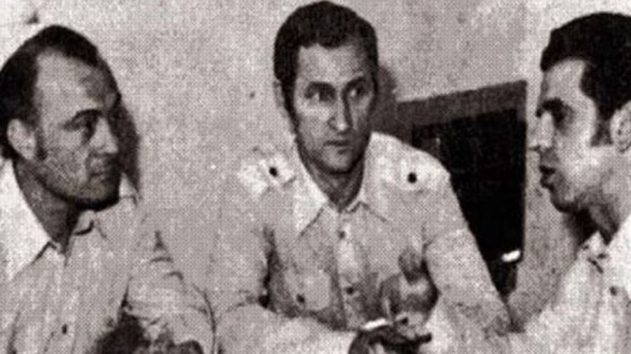 A la izquierda, Roberto Perdía, Raúl Yaguer en el centro y Mario Firmenich a la derecha
