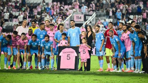 Inter Miami goleó a New England Revolution y homenajeó a Busquets.