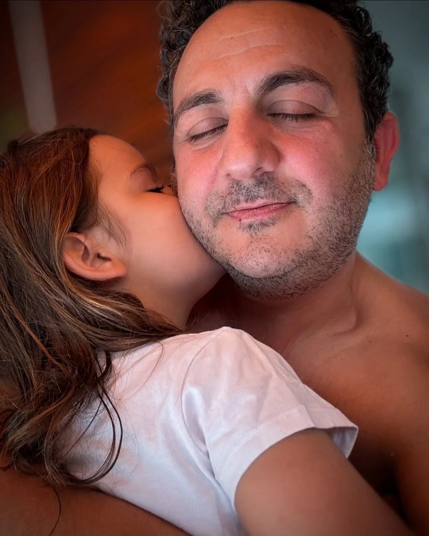 Diego Topa y su hija Mitai