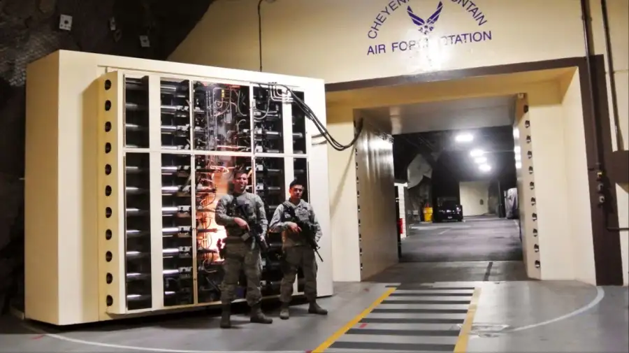 Cheyenne Mountain Complex, el búnker en el que Trump podría protegerse ante una Tercera Guerra Mundial