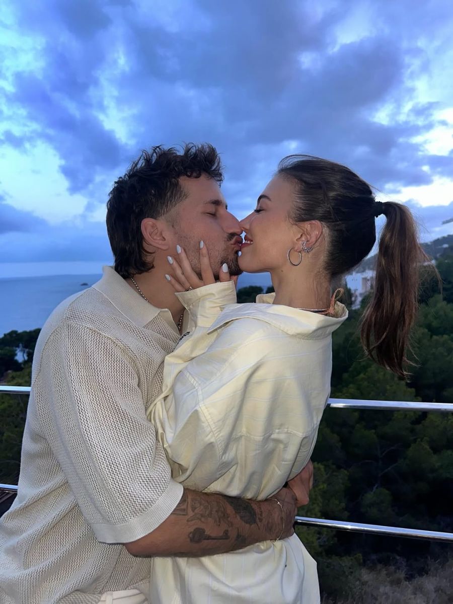 Stefi Roitman y Ricky Montaner