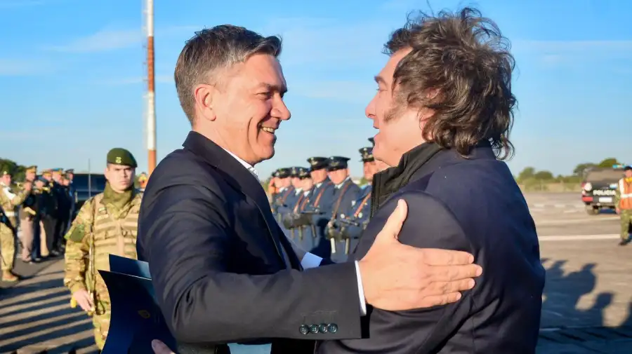 El gobernador de Chaco, Leandro Zdero, con el presidente Javier Milei