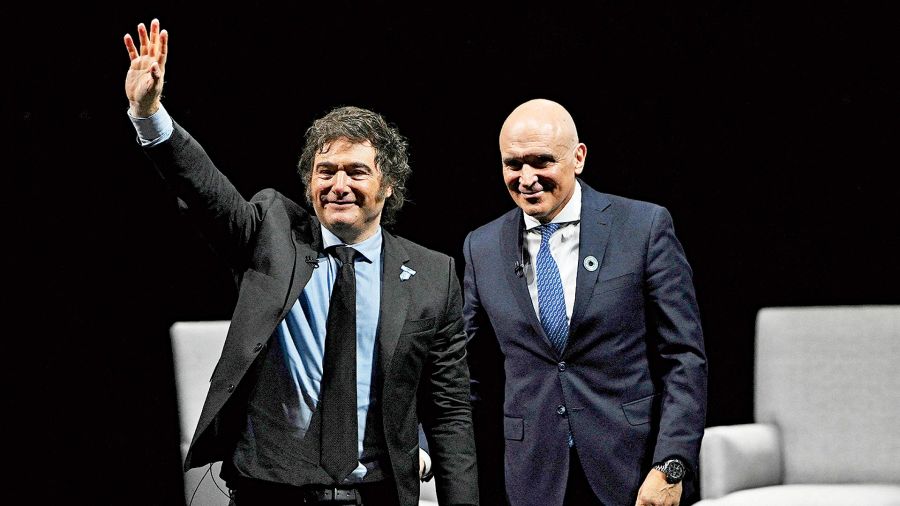 Los clientes de Onetto