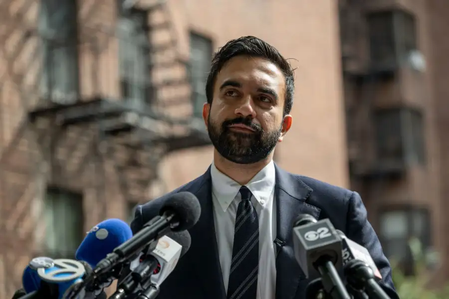 Trump Threatens NYC Funding Over Mamdani After Adams Drops Out