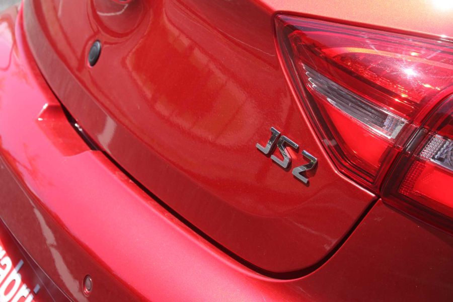 Manejamos el nuevo JAC S2: El tiempo pasa...