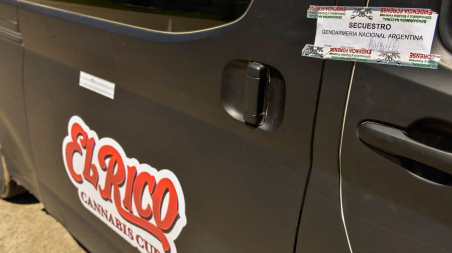 Patricia Bullrich: entrega de camionetas a Gendarmería y una banda desbaratada por apuestas ilegales 15102025