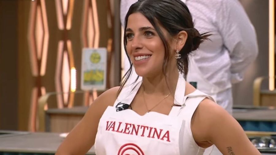 Valentina Cervantes mostró el especial amuleto que le dio Enzo Fernández para su prueba en MasterChef Celebrity