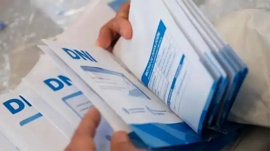 Elecciones y DNI 16102025