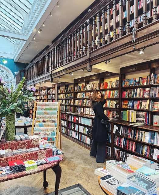 Juliana Awada en total black