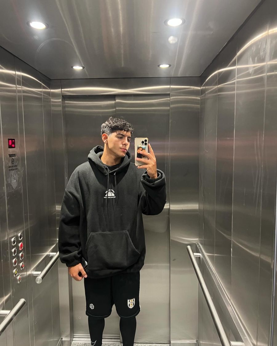 Pablo Lescano, Tomás Lescano