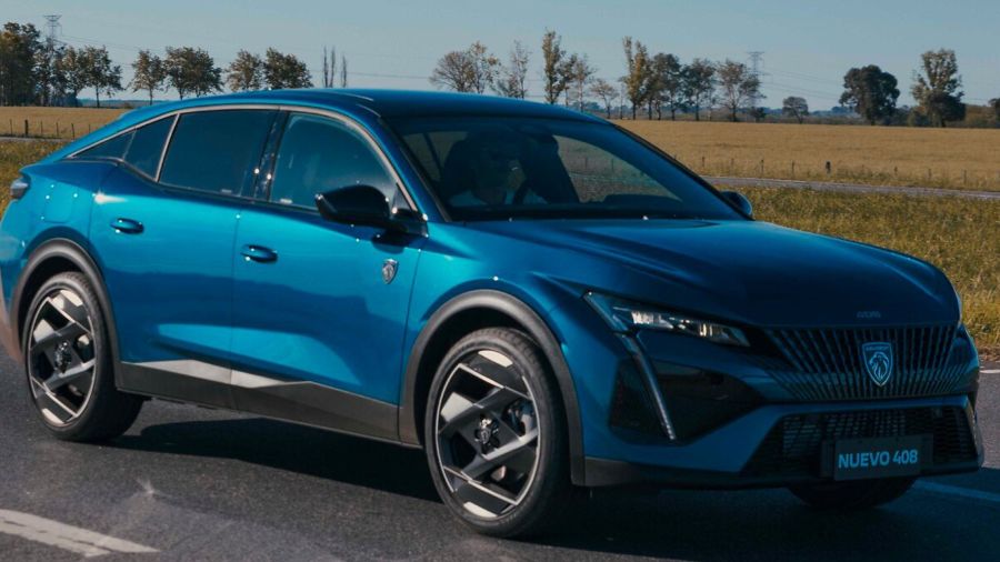 Peugeot 408