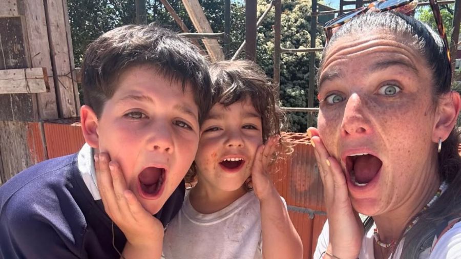 Juana Repetto y sus hijos
