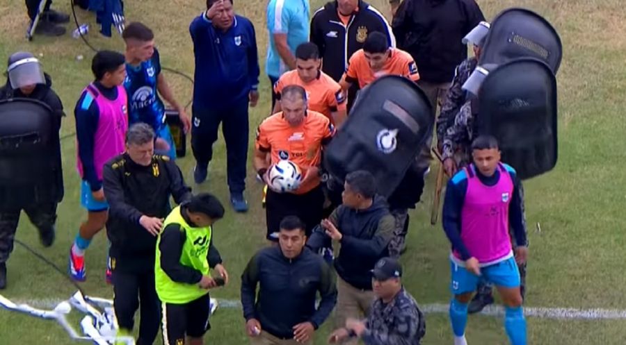 Lucas Comesaña en Gimnasia de Jujuy vs Deportivo Madryn