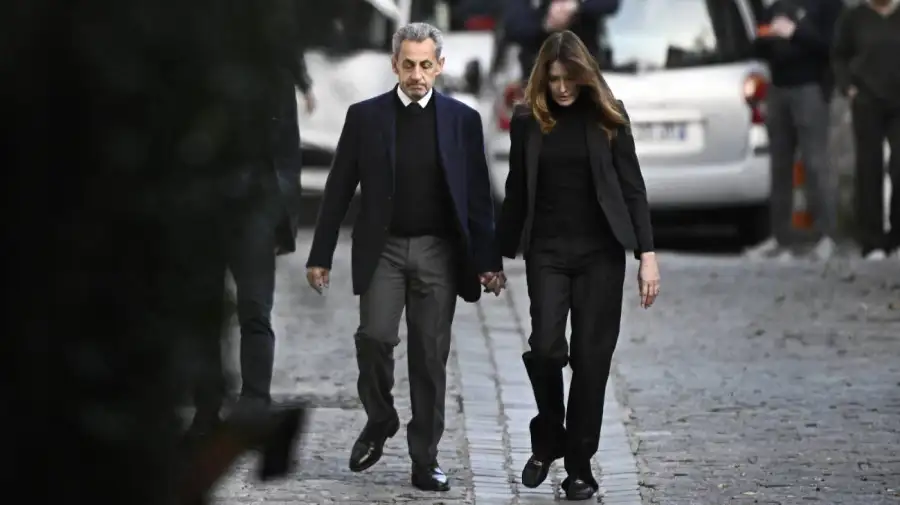 Nicolas Sarkozy 21102025