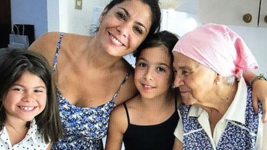 Raffaela y Francesca, las hijas de Donato de Santis