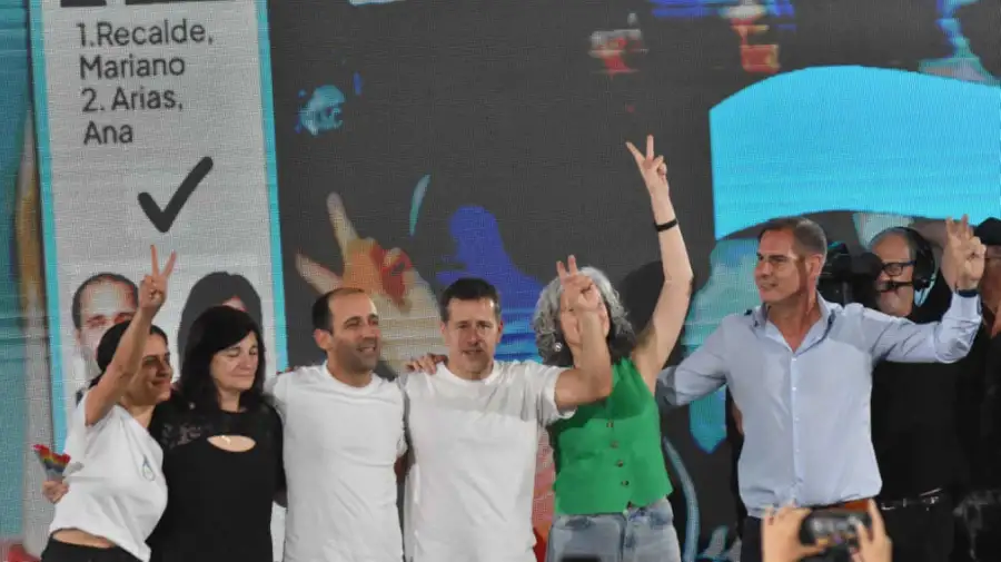 Cierre de Fuerza Patria CABA 20251023