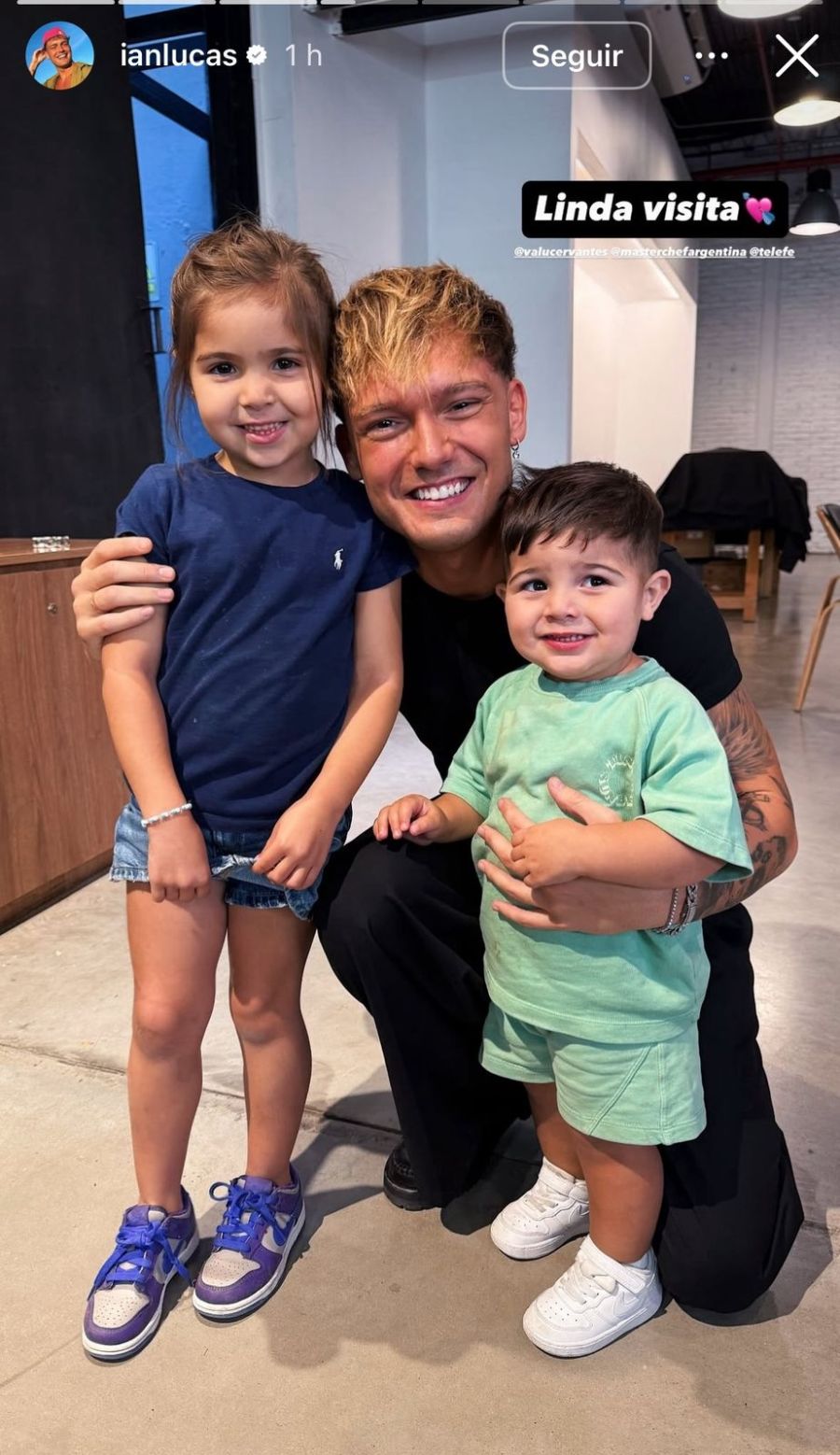 Ian Lucas con Olivia y Benja, los hijos de Enzo Fernández y Valu Cervantes