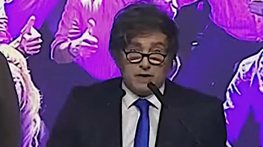 MILEI EN EL BÚNKER 20251026