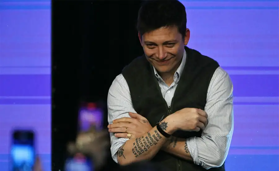 Santiago Caputo 27102025