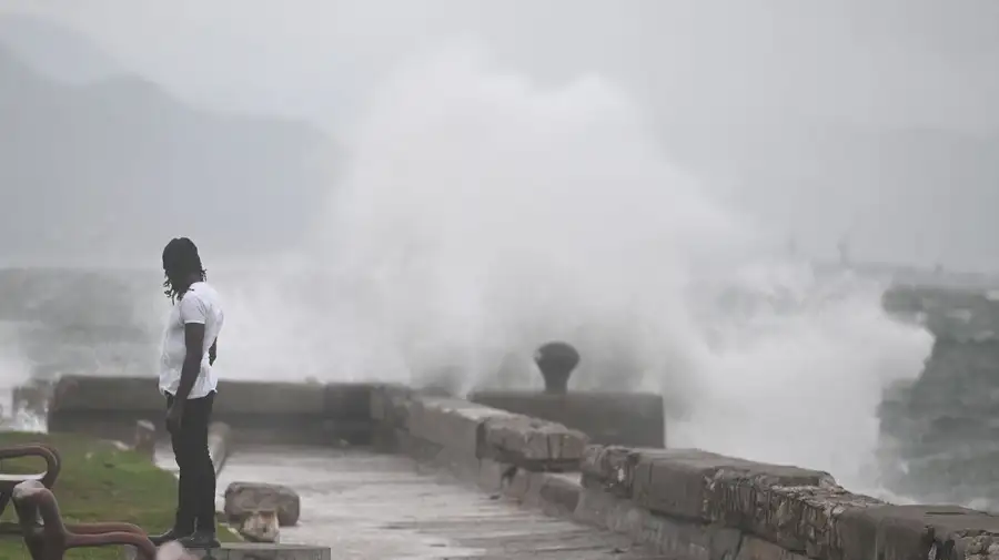 Huracán Melissa 28102025