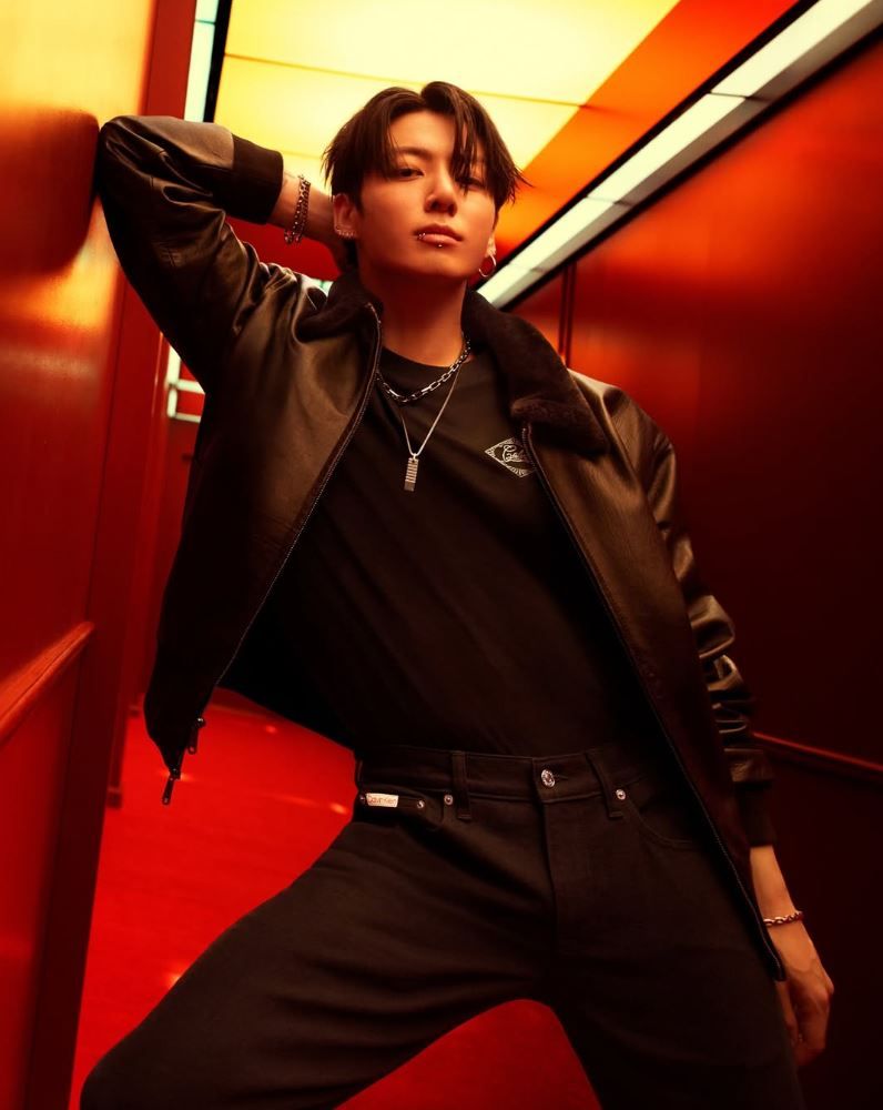 Jungkook para Calvin Klein 2025
