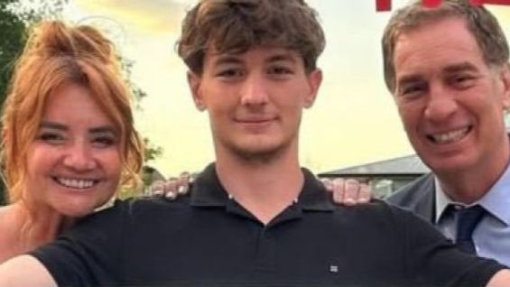 Nancy Pazos, Teo Santilli Pazos y Diego Santilli