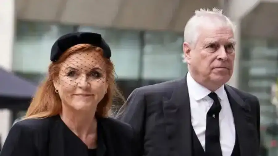 El príncipe Andrés de la familia real británica