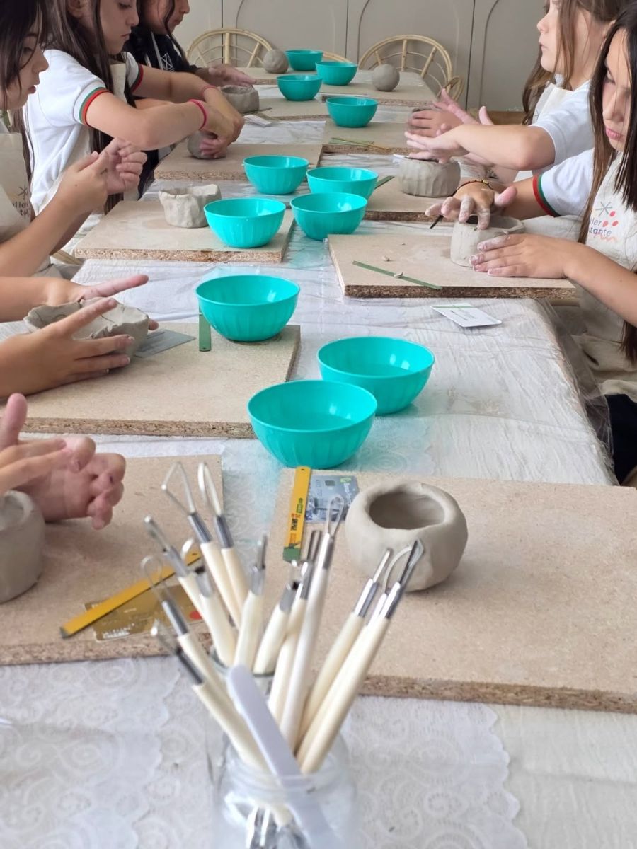 Emilia Attias y su hija Gina