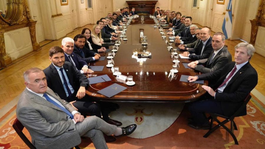 Javier Milei gobernadores