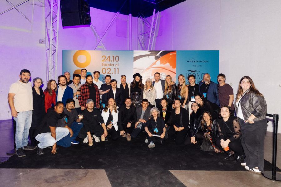 Los looks de las celebridades en Íconos Sobre Ruedas / Créditos: Íconos Sobre Ruedas