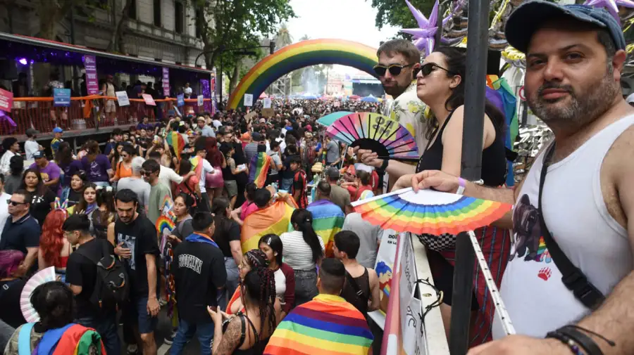 Marcha del orgullo 01112025