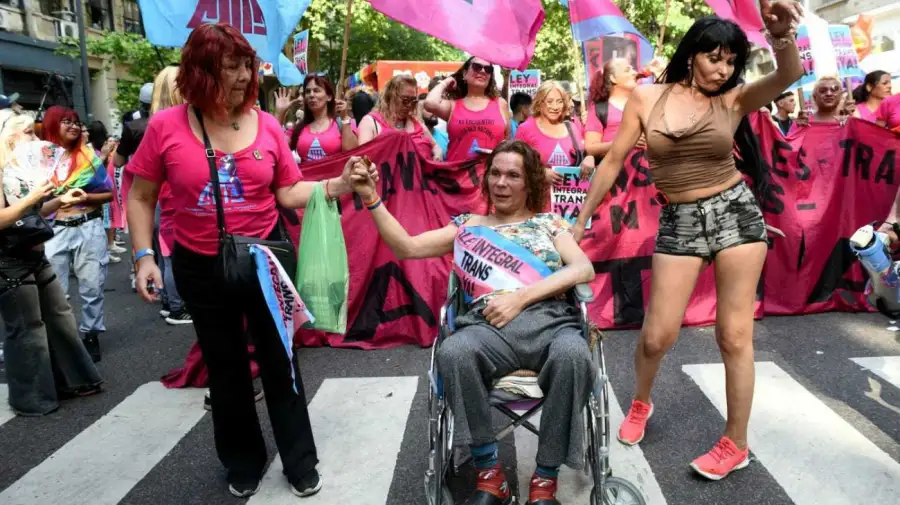 Marcha del orgullo 01112025